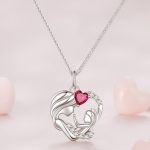 Ezüst nyaklánc, anyai szeretet 