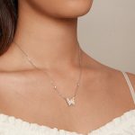 Ezüst női nyaklánc pillangómedállal