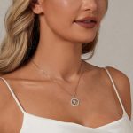 Ezüst női nyaklánc életfamedállal