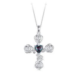 Ezüst női nyaklánc rózsás kereszttel