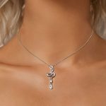 Ezüst női nyaklánc kígyómedállal