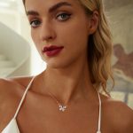 Ezüst női nyaklánc pillangómedállal