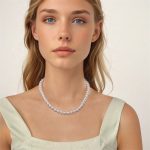 Ezüst nyaklánc gyöngyökkel, S