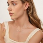 Ezüst női nyaklánc narancsszín medállal