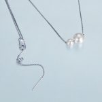 Ezüst nyaklánc fehér gyöngyökkel