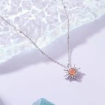 Ezüst nyaklánc napmedállal