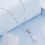 Ezüst nyaklánc fehér gyönggyel