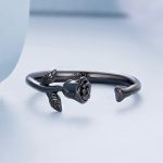 Ezüst női gyűrű, fekete rózsa