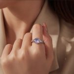 Ezüstgyűrű kristállyal, nyitott