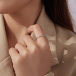  Ezüstgyűrű opállal, 8-as méret