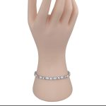 Strieborný náramok s oválnymi vložkami a kryštálmi, 22 cm