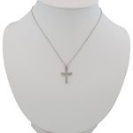 Ezüst medál, kereszt, kristályokkal