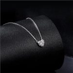 Ezüst nyaklánc szívmedállal