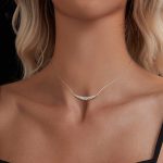 Ezüst nyaklánc kristályos medállal