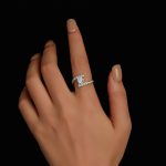 Ezüst női eljegyzési gyűrű kristályokkal, 6-os méret