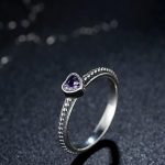 Strieborný prsteň so srdcom, fialový, 6