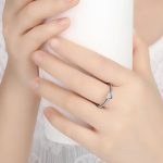 Strieborný prsteň so srdcom, fialový, 8