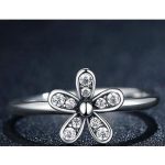 Kamenný prsteň s kvetinovým vzorom, 7