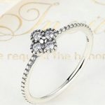 Malý strieborný prsteň s kvetmi, striebro, 6