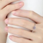 Malý strieborný prsteň s kvetmi, ružový, 8