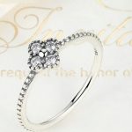 Strieborný prsteň s drobnými kvietkami, striebro, 7