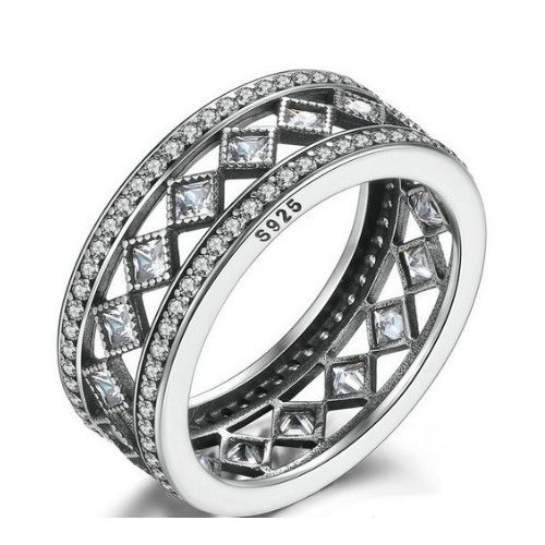 Strieborný prsteň s kosoštvorcovým kameňom, 8