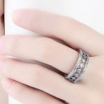 Strieborný prsteň s kosoštvorcovým kameňom, 8