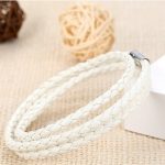 Zapletaný trojitý kožený náramok, biely