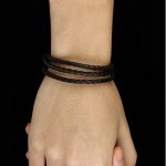 Zapletaný trojitý kožený náramok, hnedá