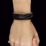 Jedinečný kožený náramok