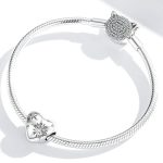 Ezüst charm (925), szív hópelyhekkel