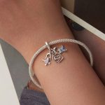 Ezüstcharm, szerelem