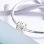 Ezüst charm virágokkal