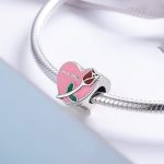 Ezüst charm, szív rózsával