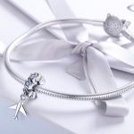 Ezüst charm (925), repülő csillagokkal