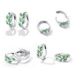 Ezüst fülbevaló zöld levelekkel