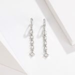 Ezüst fülbevaló cirkóniumkristállyal