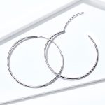 Ezüst karika-fülbevaló, nagyméretű