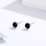 Ezüst fülbevaló fekete zománcozással