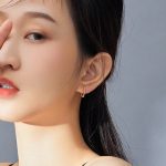 Ezüst karika-fülbevaló aranyszínben