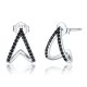 Ezüst fülbevaló geometrikus formával