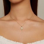 Ezüst női nyaklánc hamszamedállal