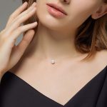 Damilos nyaklánc ezüst kapoccsal, gyönggyel