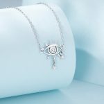 Ezüst női nyakánc vigyázó szem medállal