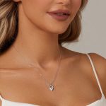 Ezüst női nyaklánc geometrikus medállal