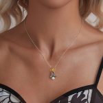 Ezüst női nyaklánc csengőmedállal