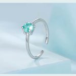 Ezüstgyűrű áttetsző üveggel